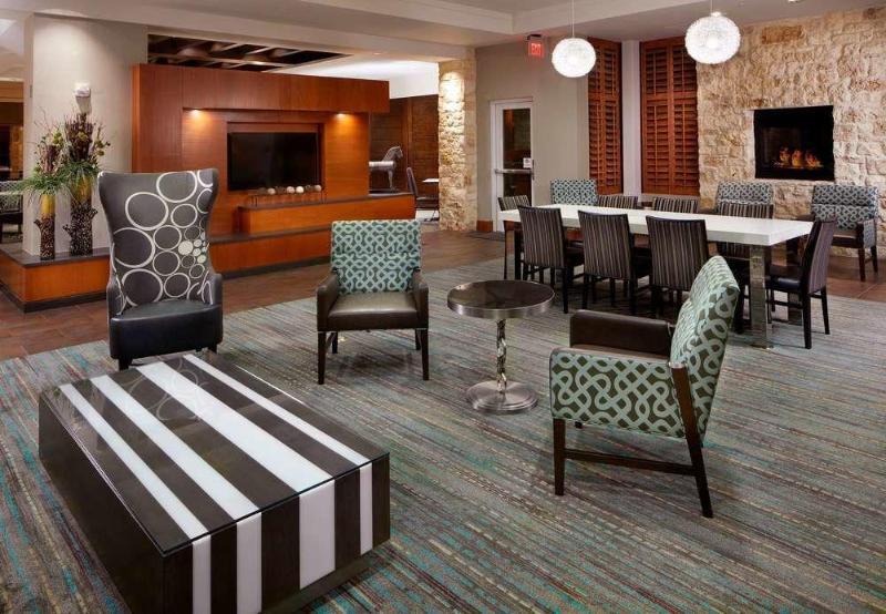 Residence Inn By Marriott San Antonio Six Flags At The Rim Exterior photo